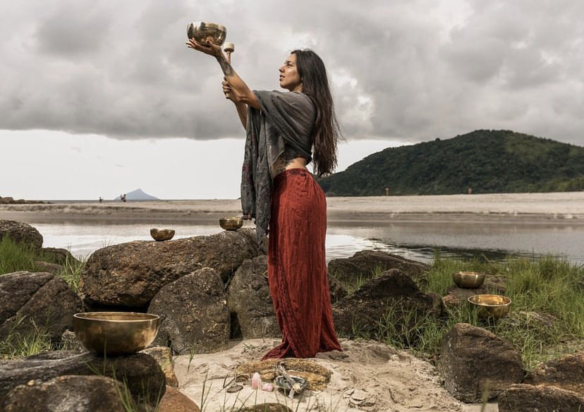 Retrato de Nāda Shakti em prática ritualística